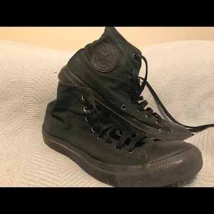 Black Converse
